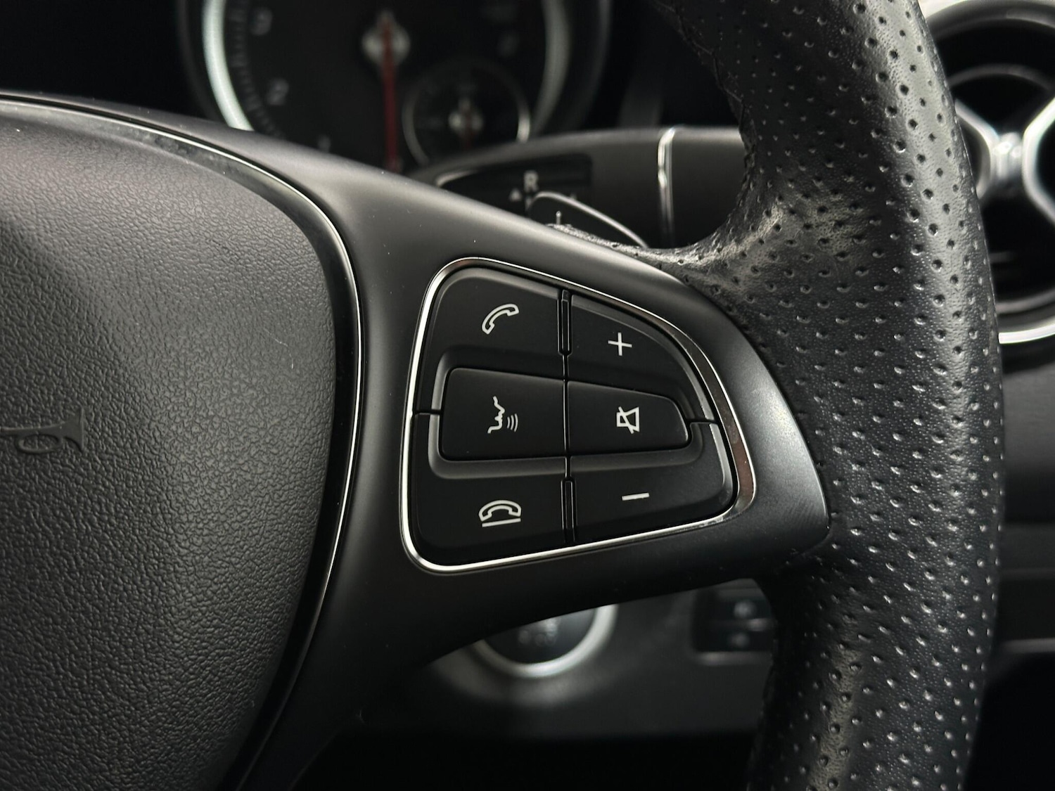 Used Mercedes-Benz GLA 2019 for sale - 77977866: Photo 16