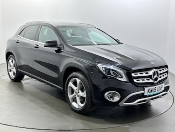 Used Mercedes-Benz GLA 2019 for sale - 77977866: Photo