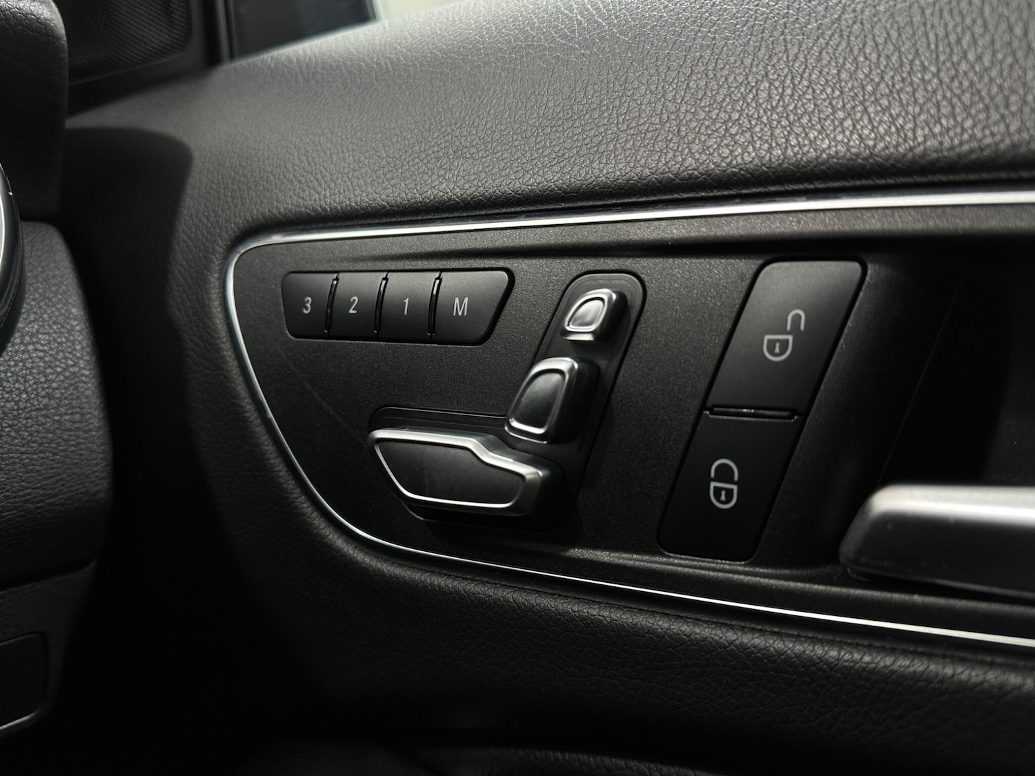 Used Mercedes-Benz GLA 2019 for sale - 77977866: Photo 20