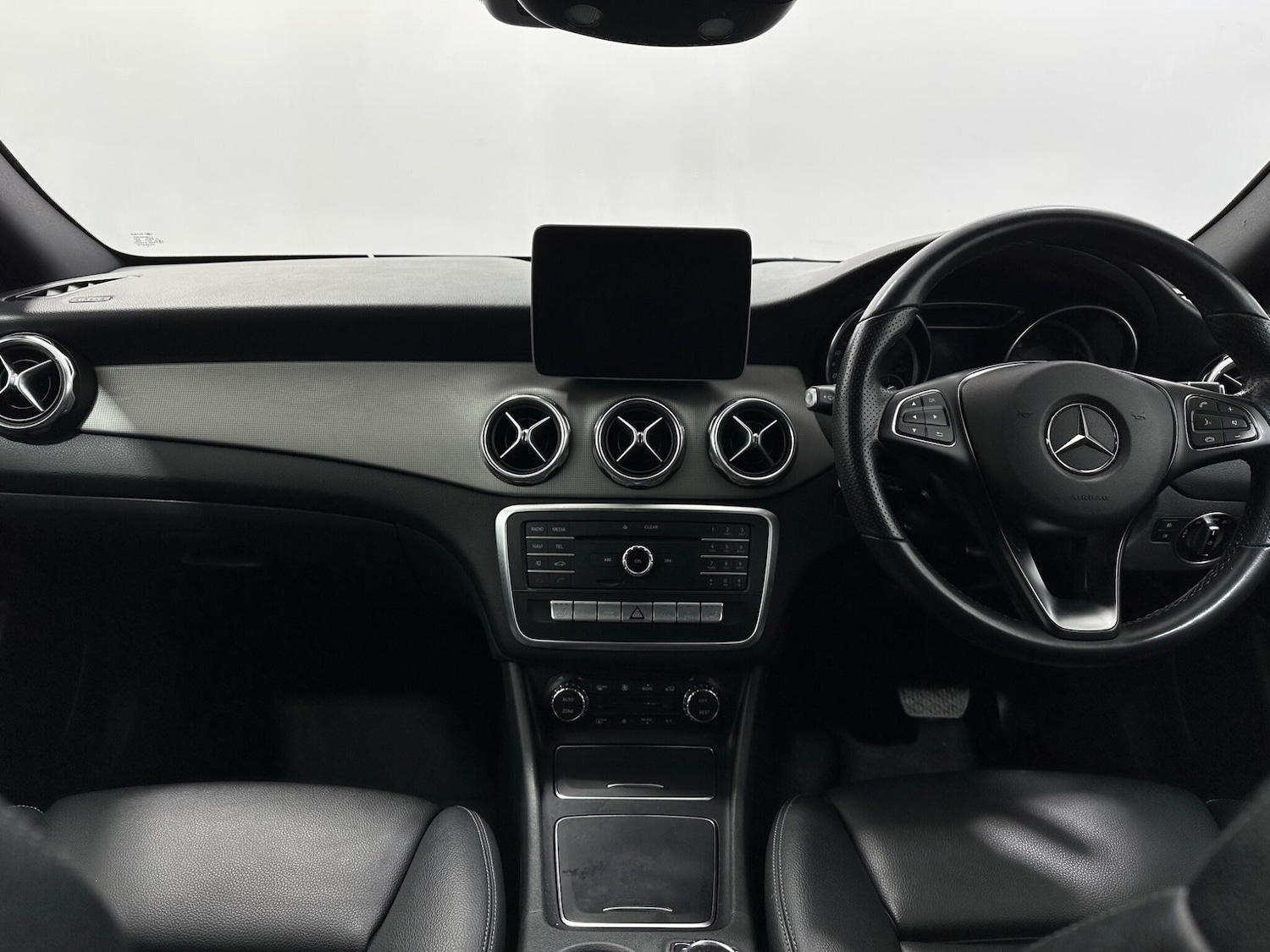 Used Mercedes-Benz GLA 2019 for sale - 77977866: Photo 21