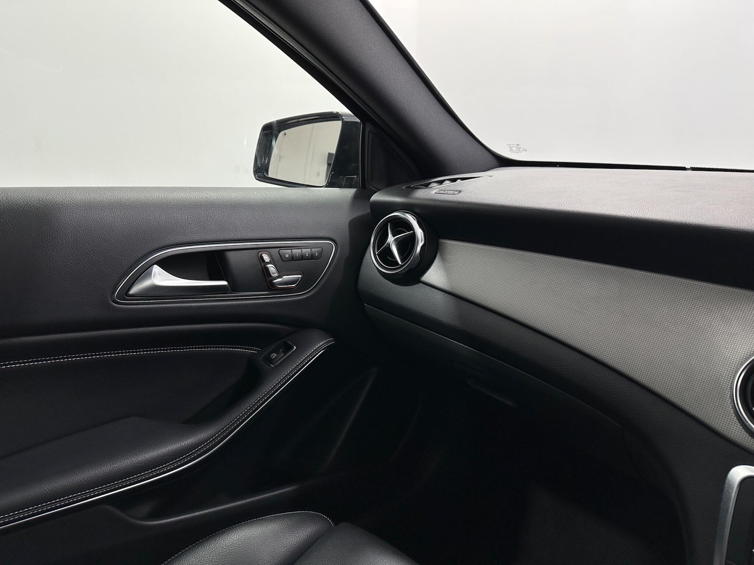 Used Mercedes-Benz GLA 2019 for sale - 77977866: Photo 29