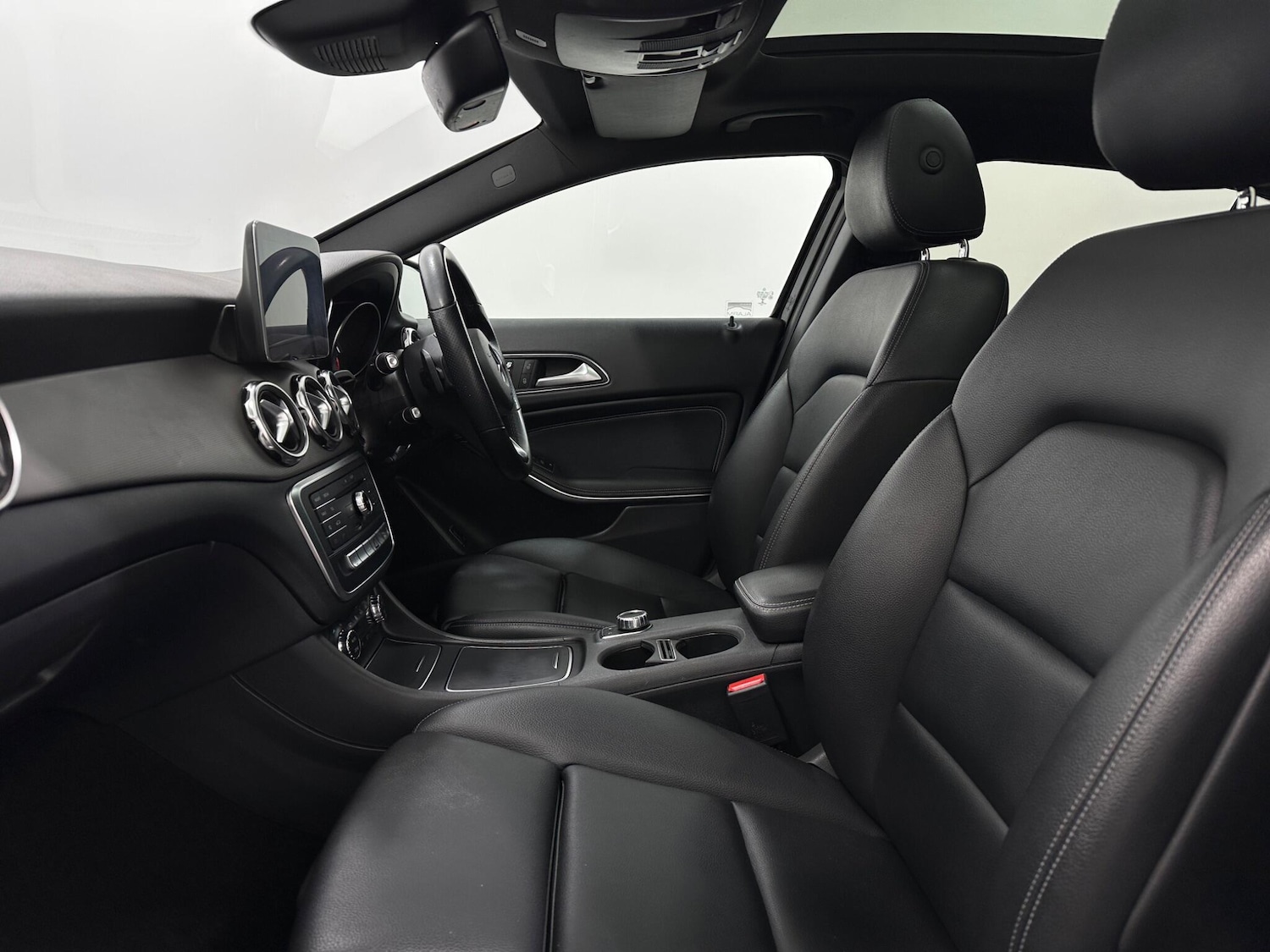 Used Mercedes-Benz GLA 2019 for sale - 77977866: Photo 37