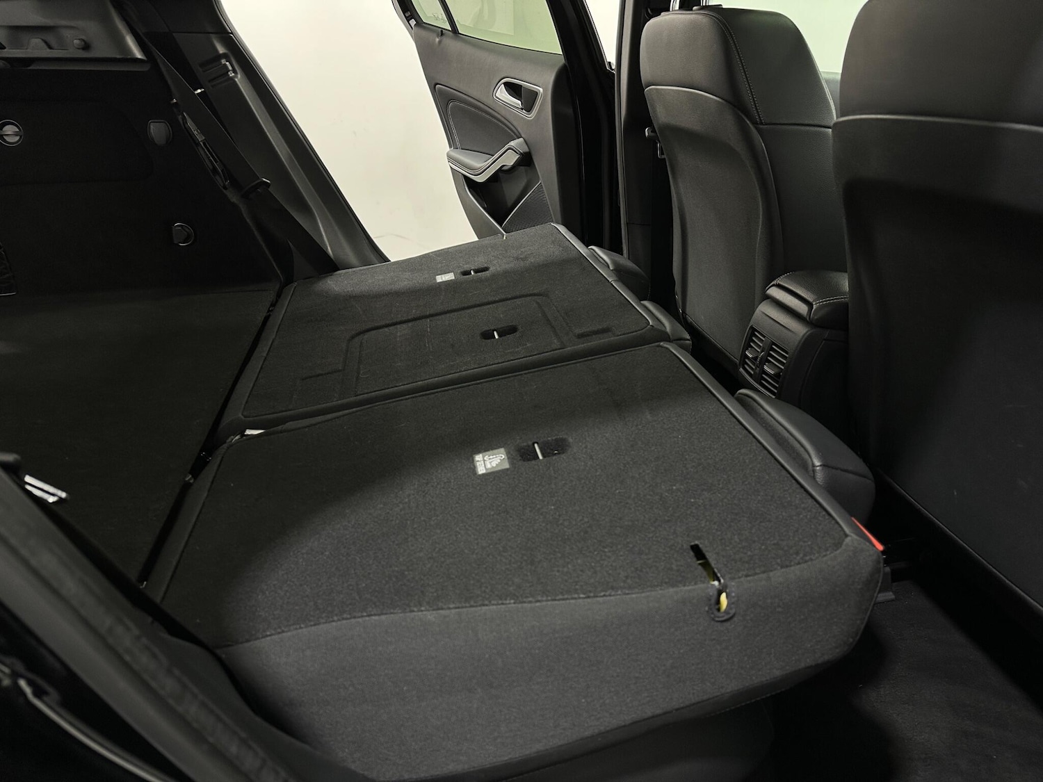 Used Mercedes-Benz GLA 2019 for sale - 77977866: Photo 48