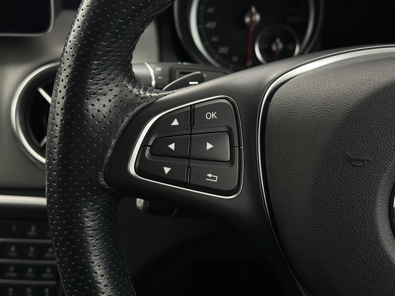 Used Mercedes-Benz GLA for sale - 77957582: Photo 15