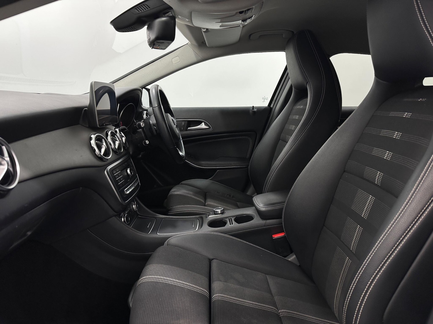 Used Mercedes-Benz GLA for sale - 77957582: Photo 35