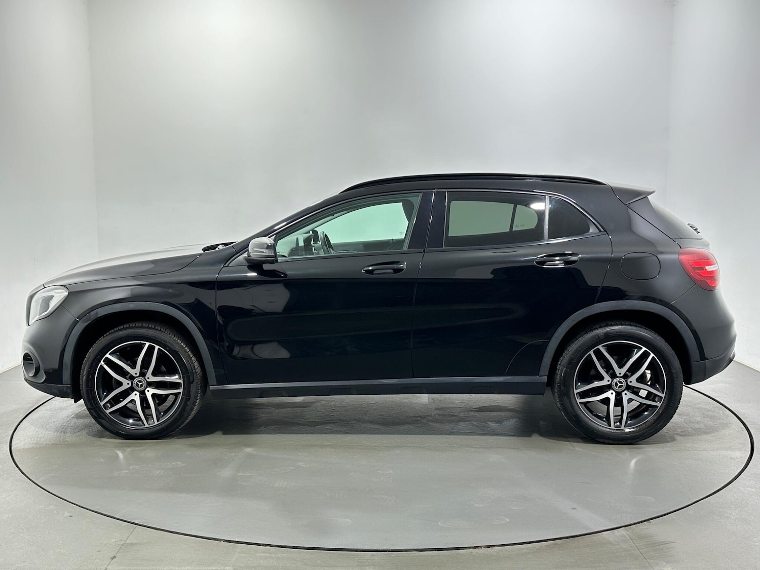 Used Mercedes-Benz GLA for sale - 77957582: Photo 5
