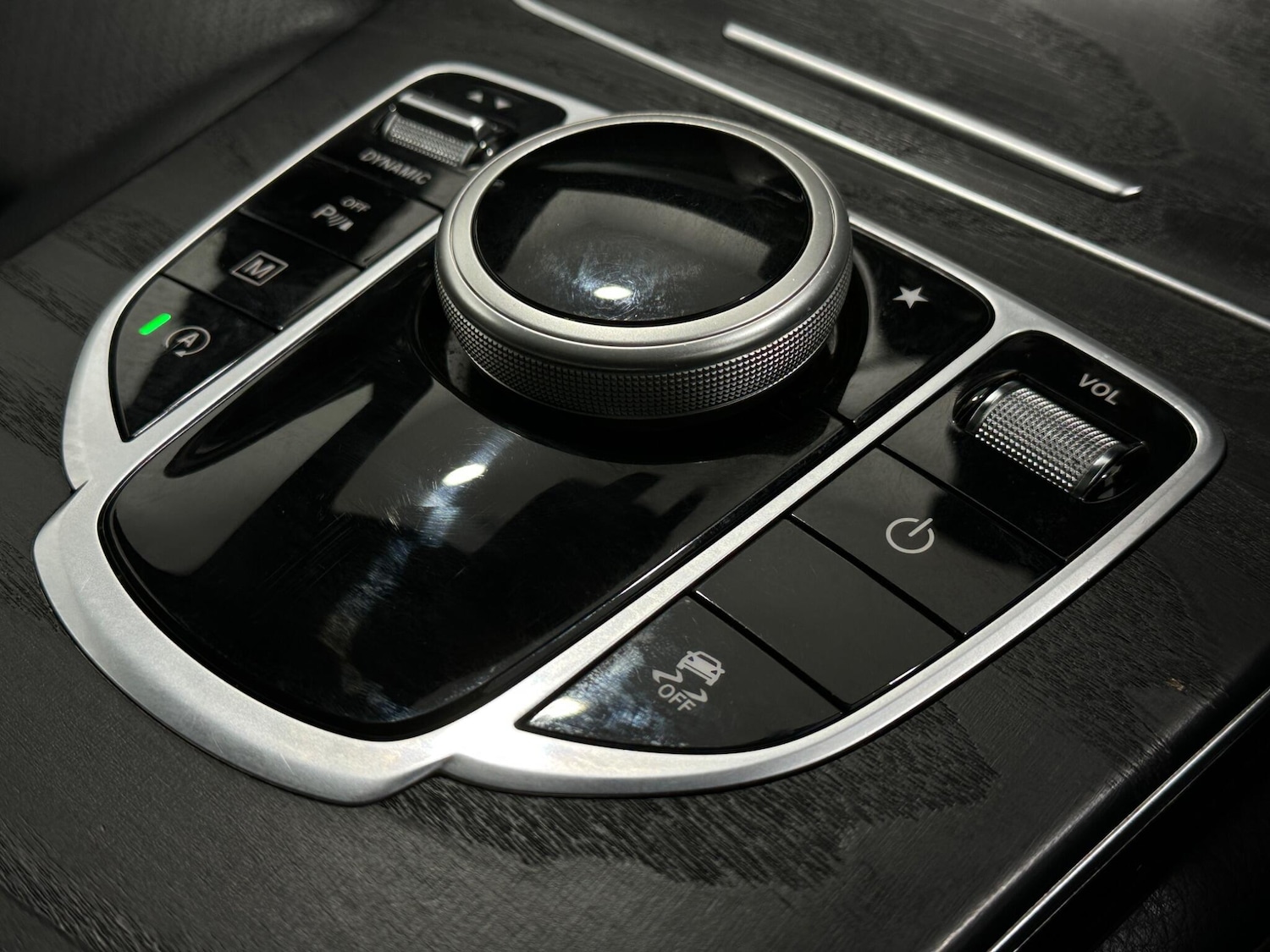 Used Mercedes-Benz GLC 2018 for sale - 76879011: Photo 21