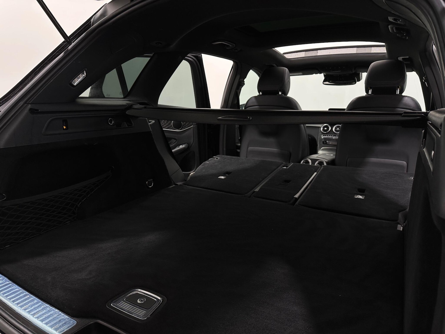 Used Mercedes-Benz GLC 2018 for sale - 76879011: Photo 46