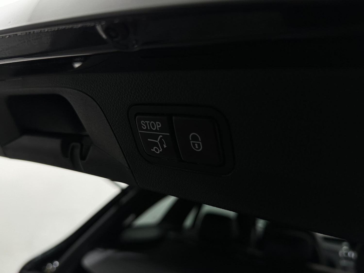 Used Mercedes-Benz GLC 2018 for sale - 76879011: Photo 49