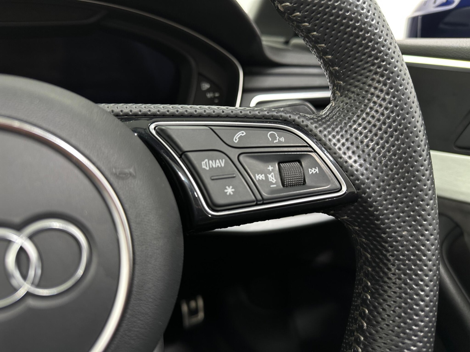 Used Audi A5 Cabriolet 2019 for sale - 76878527: Photo 15