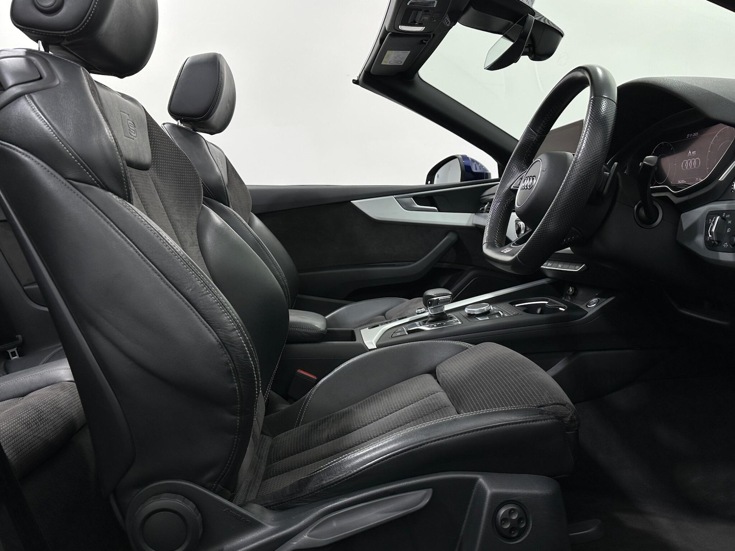 Used Audi A5 Cabriolet 2019 for sale - 76878527: Photo 31