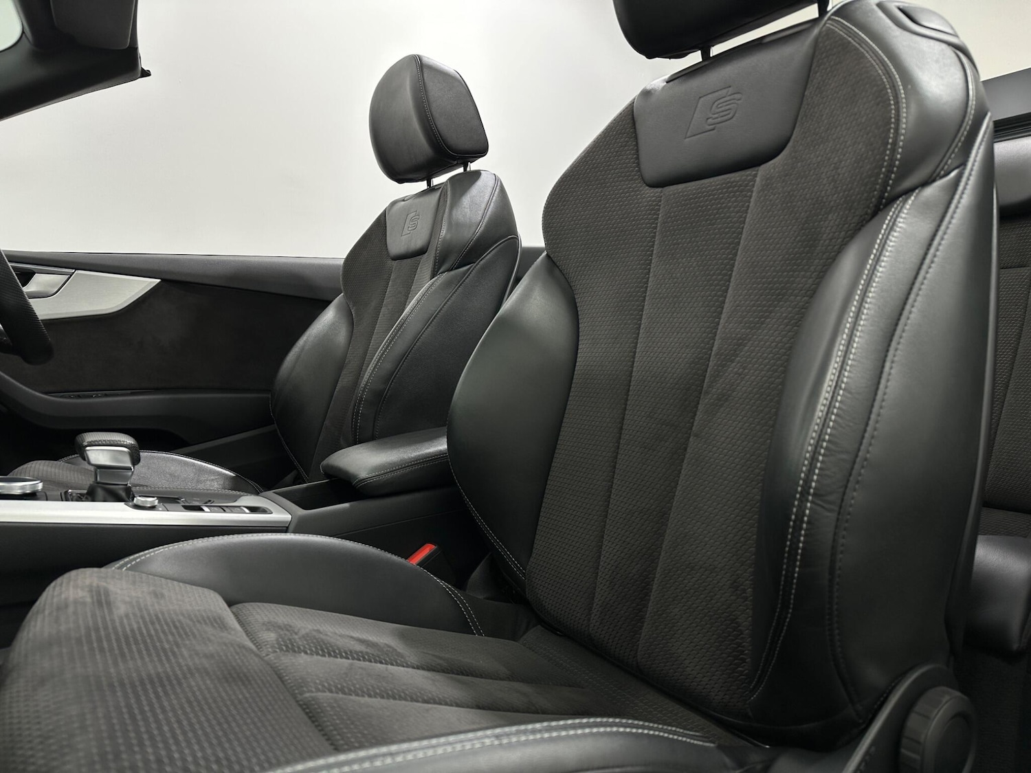 Used Audi A5 Cabriolet 2019 for sale - 76878527: Photo 35