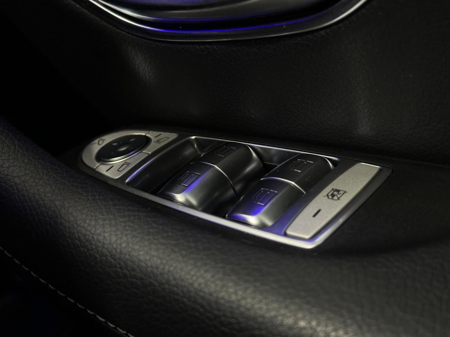 Used Mercedes-Benz E Class 2017 for sale - 77538278: Photo 21