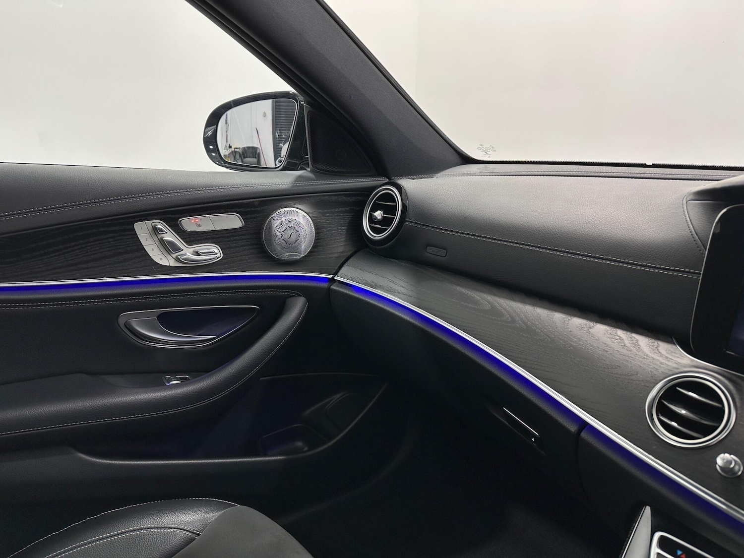 Used Mercedes-Benz E Class 2017 for sale - 77538278: Photo 29