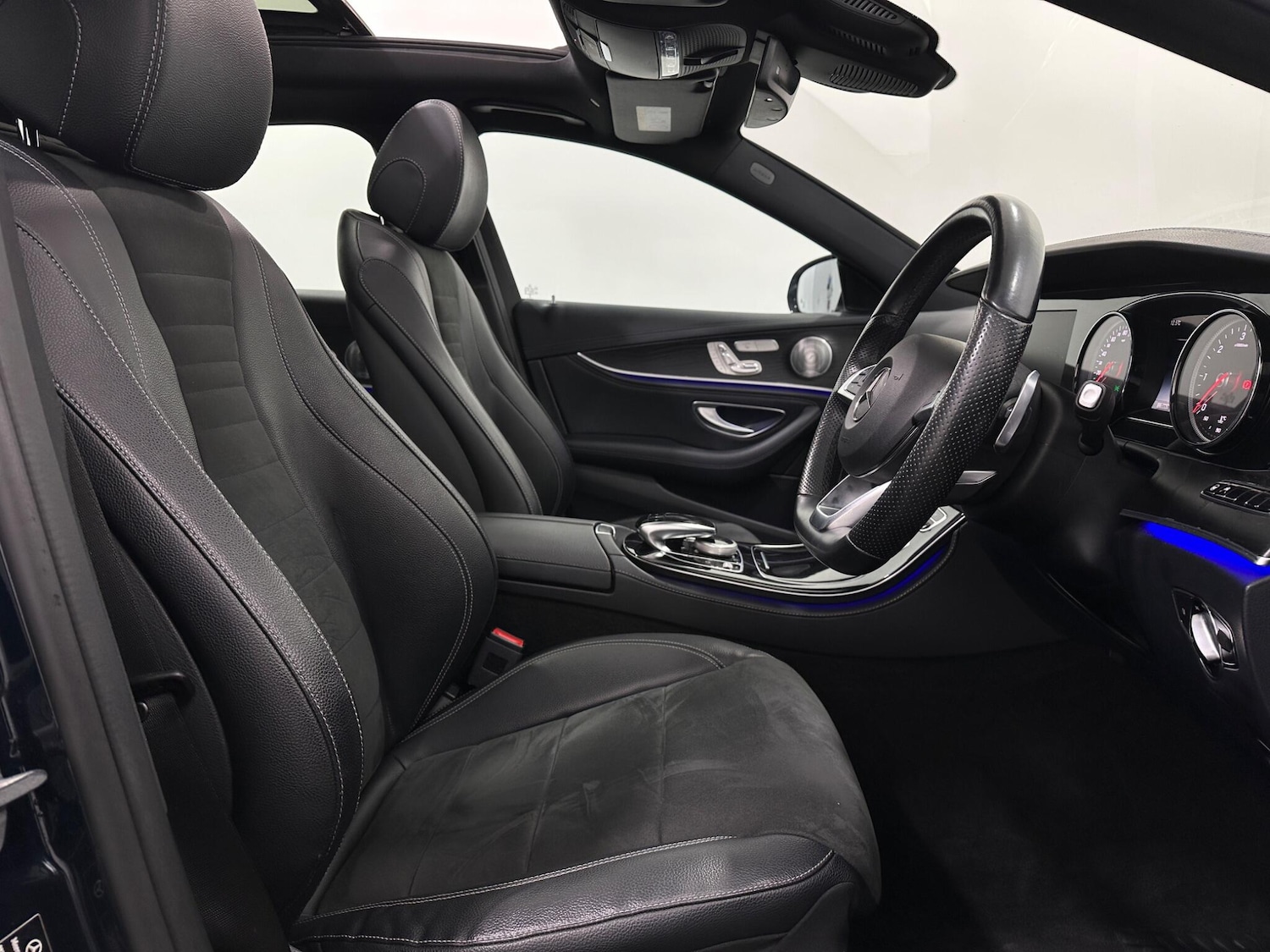 Used Mercedes-Benz E Class 2017 for sale - 77538278: Photo 33