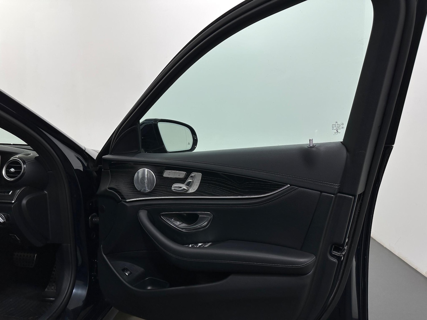 Used Mercedes-Benz E Class 2017 for sale - 77538278: Photo 36