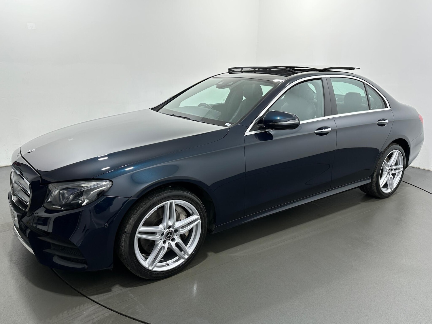 Used Mercedes-Benz E Class 2017 for sale - 77538278: Photo 55