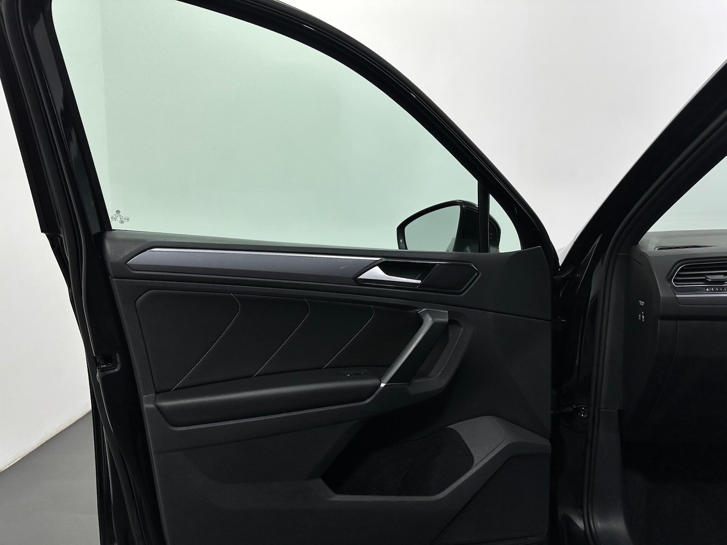 Used Volkswagen Tiguan for sale - 77704855: Photo 39