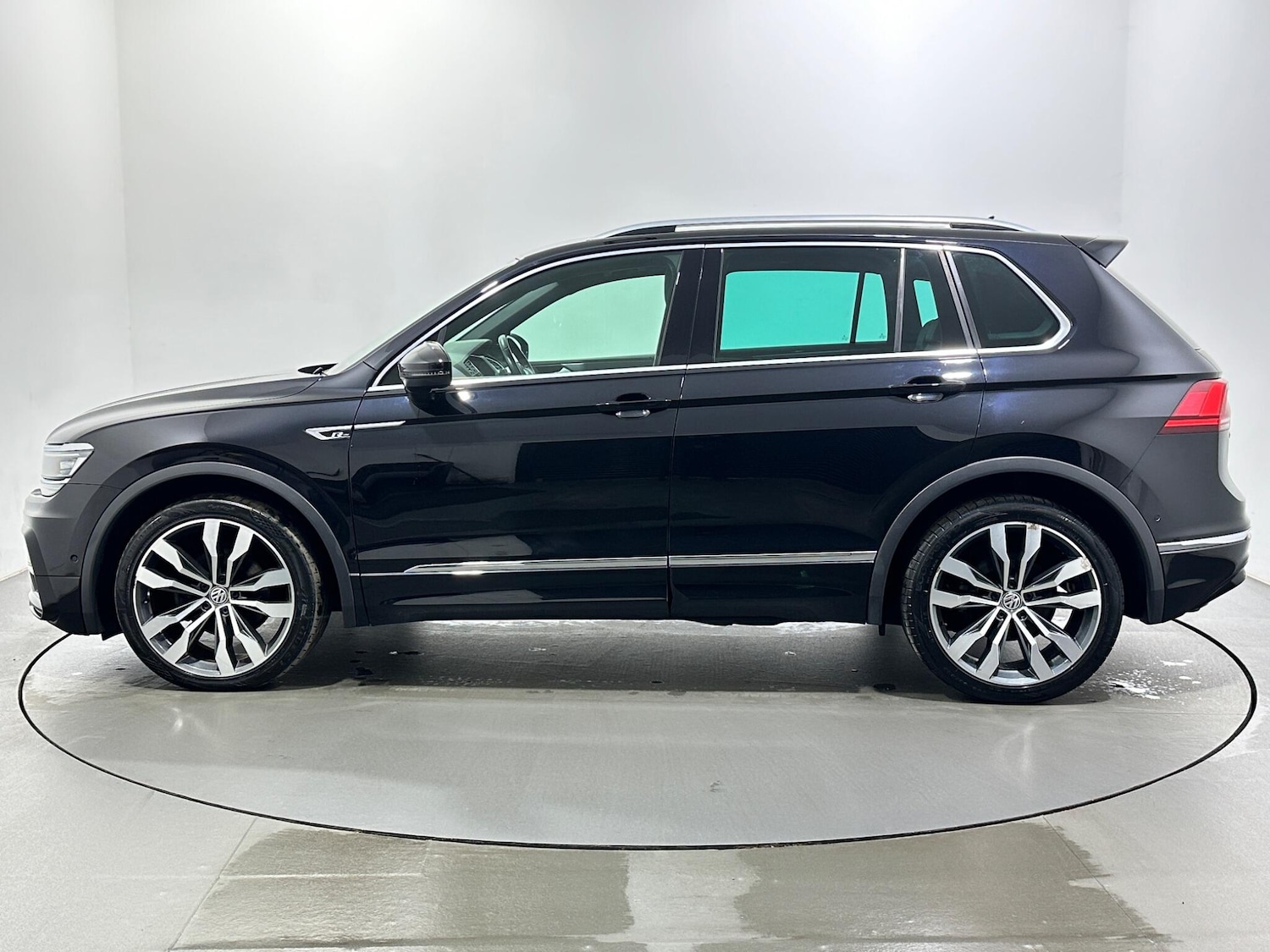 Used Volkswagen Tiguan for sale - 77704855: Photo 5