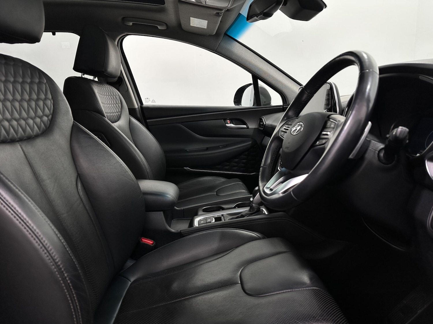 Used Hyundai Santa Fe 2018 for sale - 77598068: Photo 34