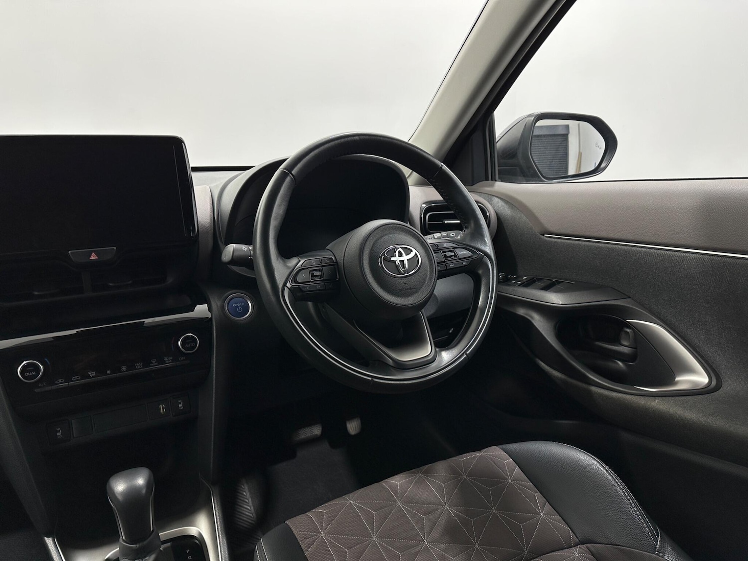 Used Toyota Yaris Cross 2021 for sale - 77097547: Photo 11