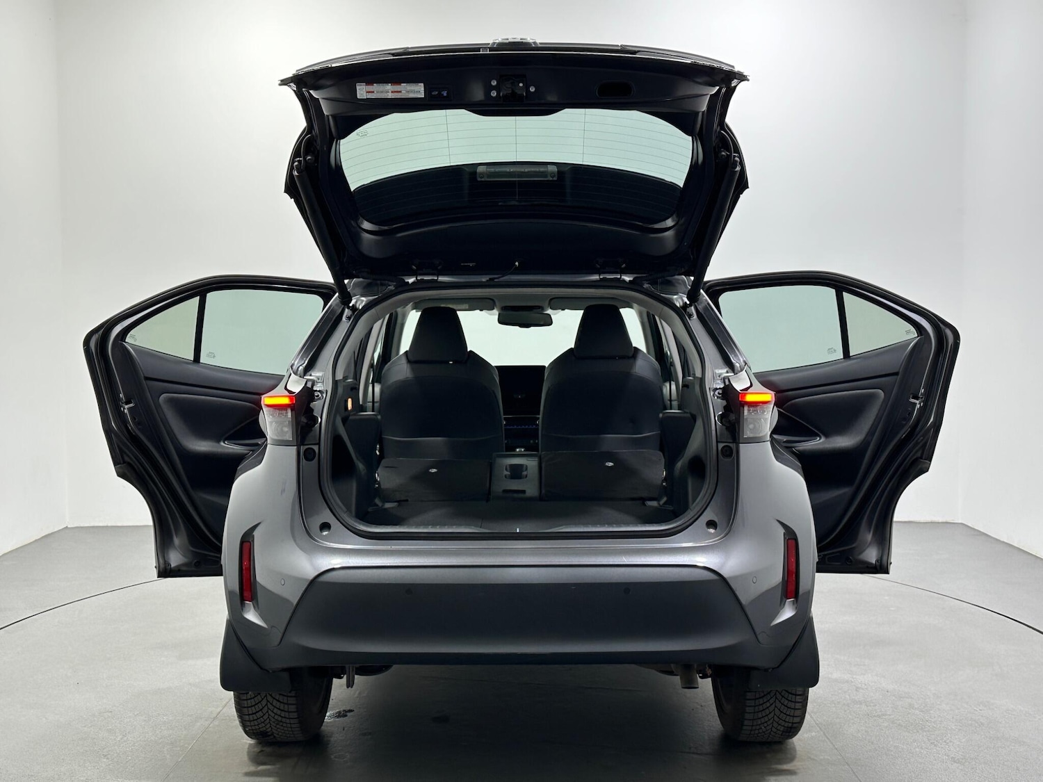 Used Toyota Yaris Cross 2021 for sale - 77097547: Photo 41