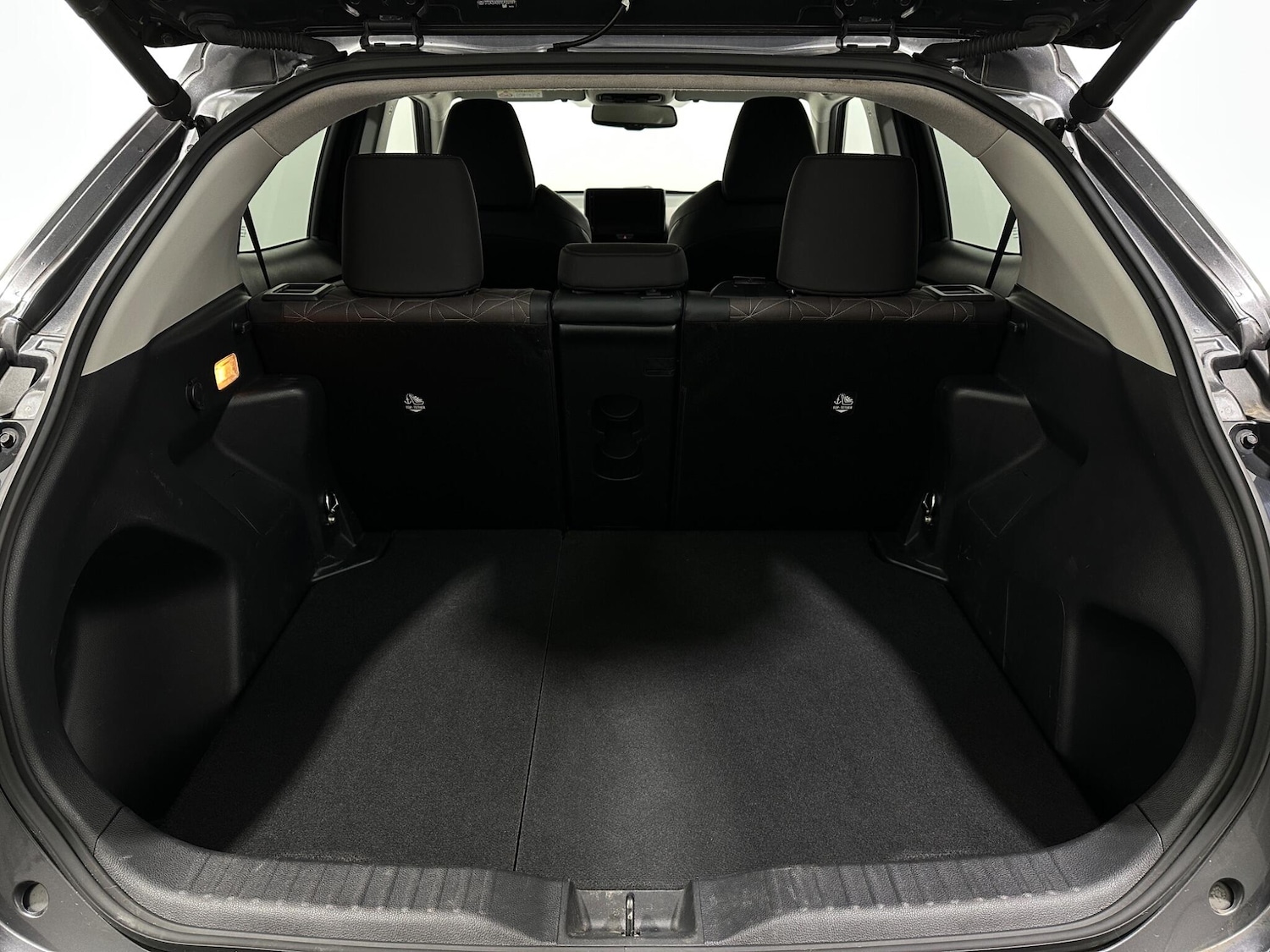 Used Toyota Yaris Cross 2021 for sale - 77097547: Photo 44