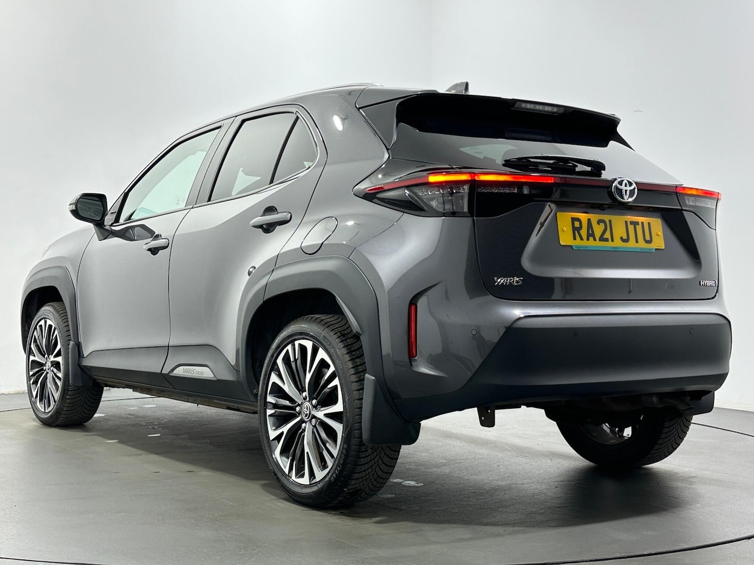 Used Toyota Yaris Cross 2021 for sale - 77097547: Photo 46