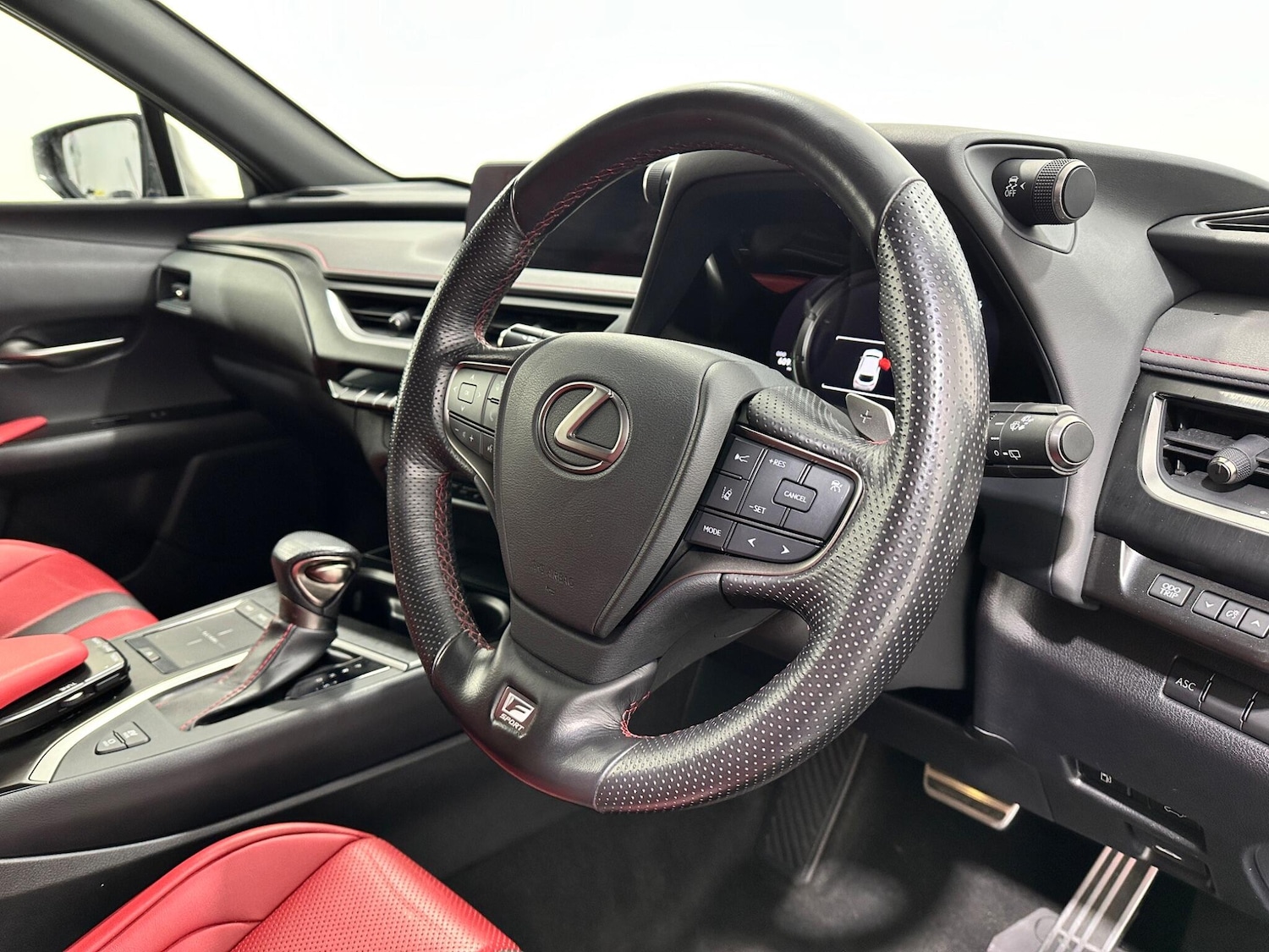 Used Lexus UX 2019 for sale - 77768378: Photo 10