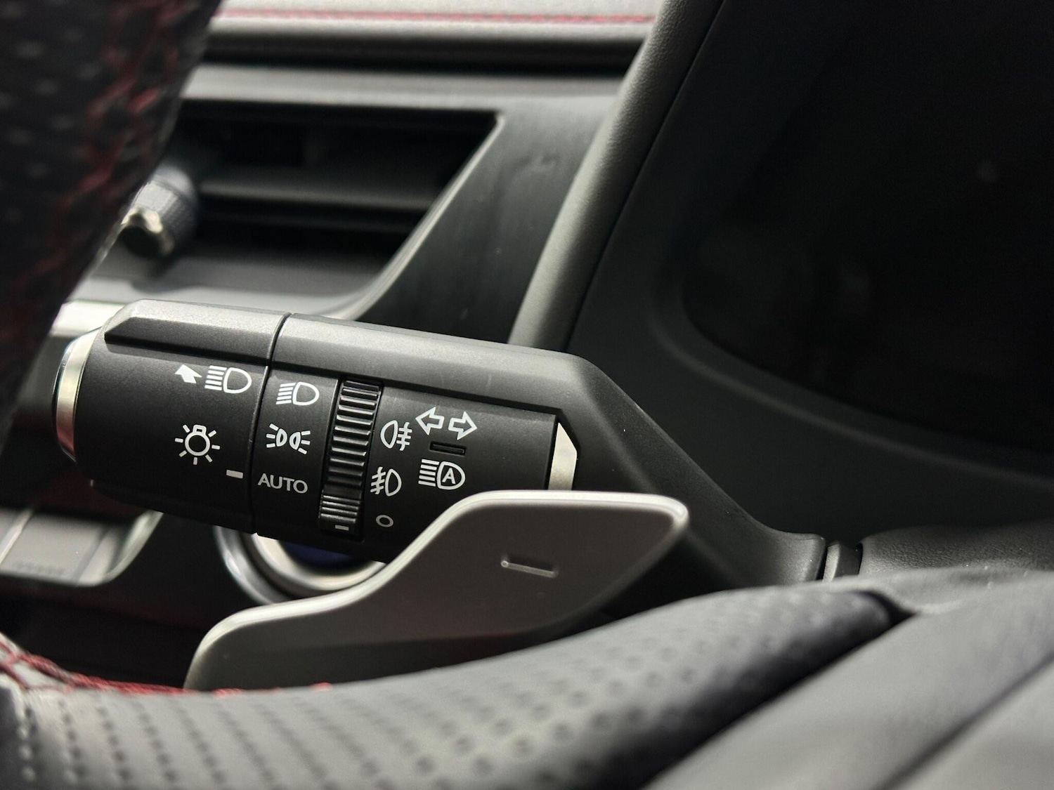 Used Lexus UX 2019 for sale - 77768378: Photo 13