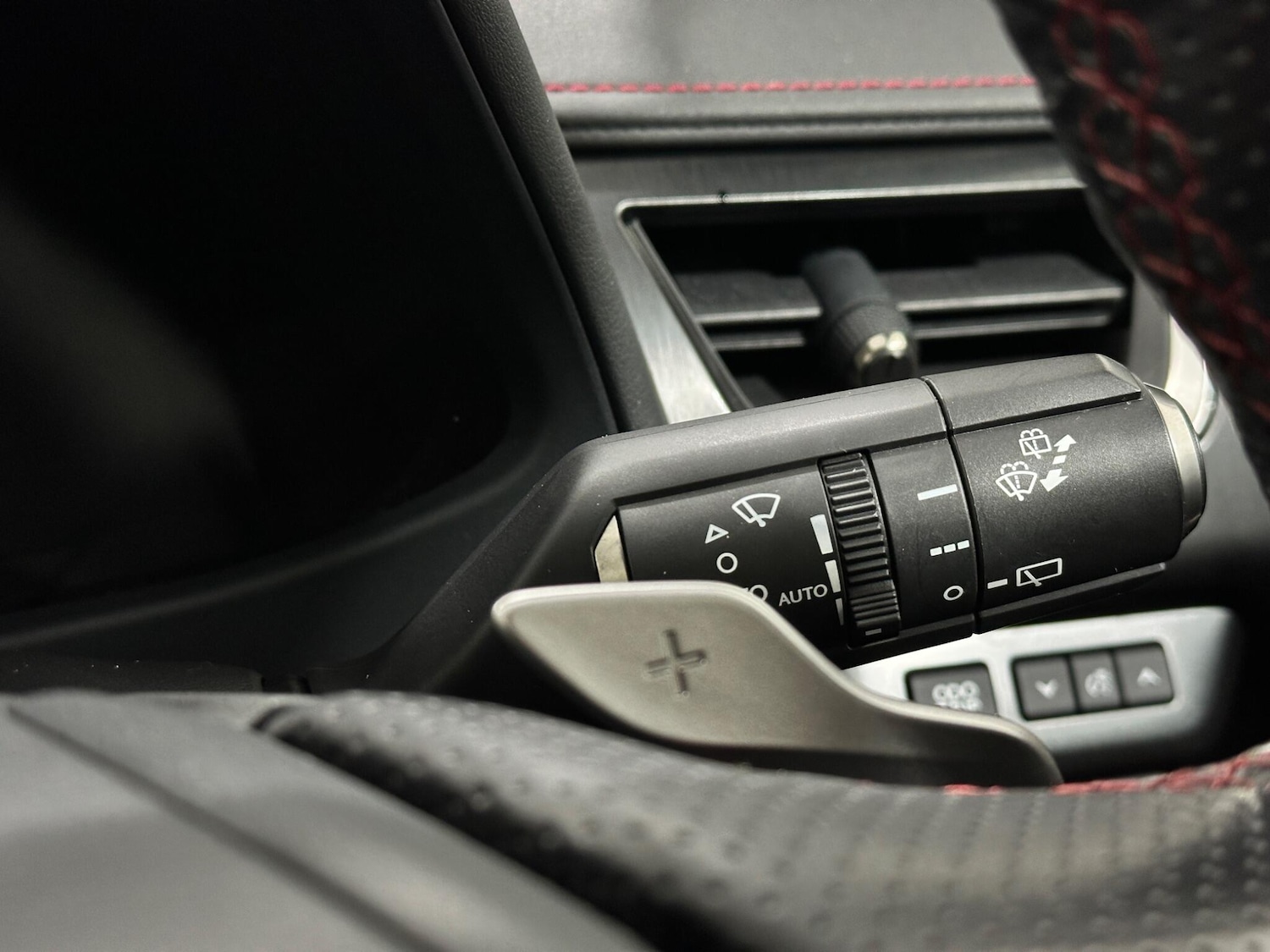 Used Lexus UX 2019 for sale - 77768378: Photo 16