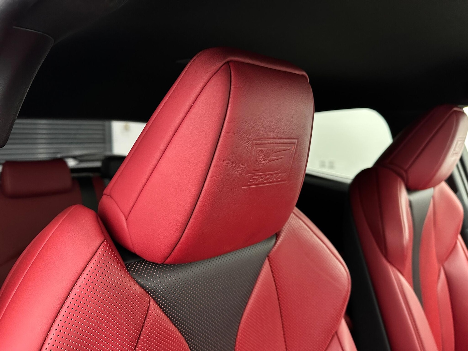 Used Lexus UX 2019 for sale - 77768378: Photo 32