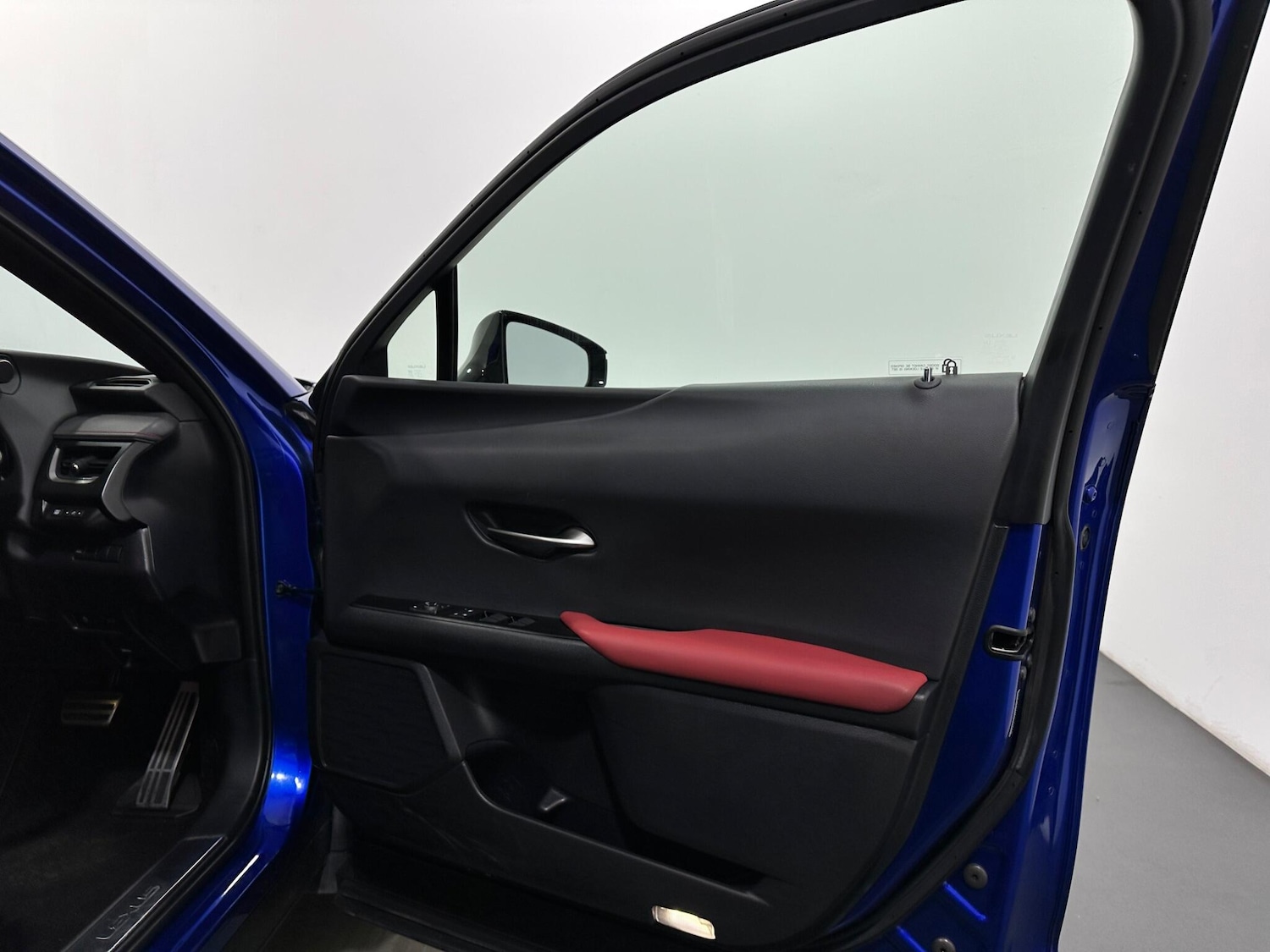 Used Lexus UX 2019 for sale - 77768378: Photo 33