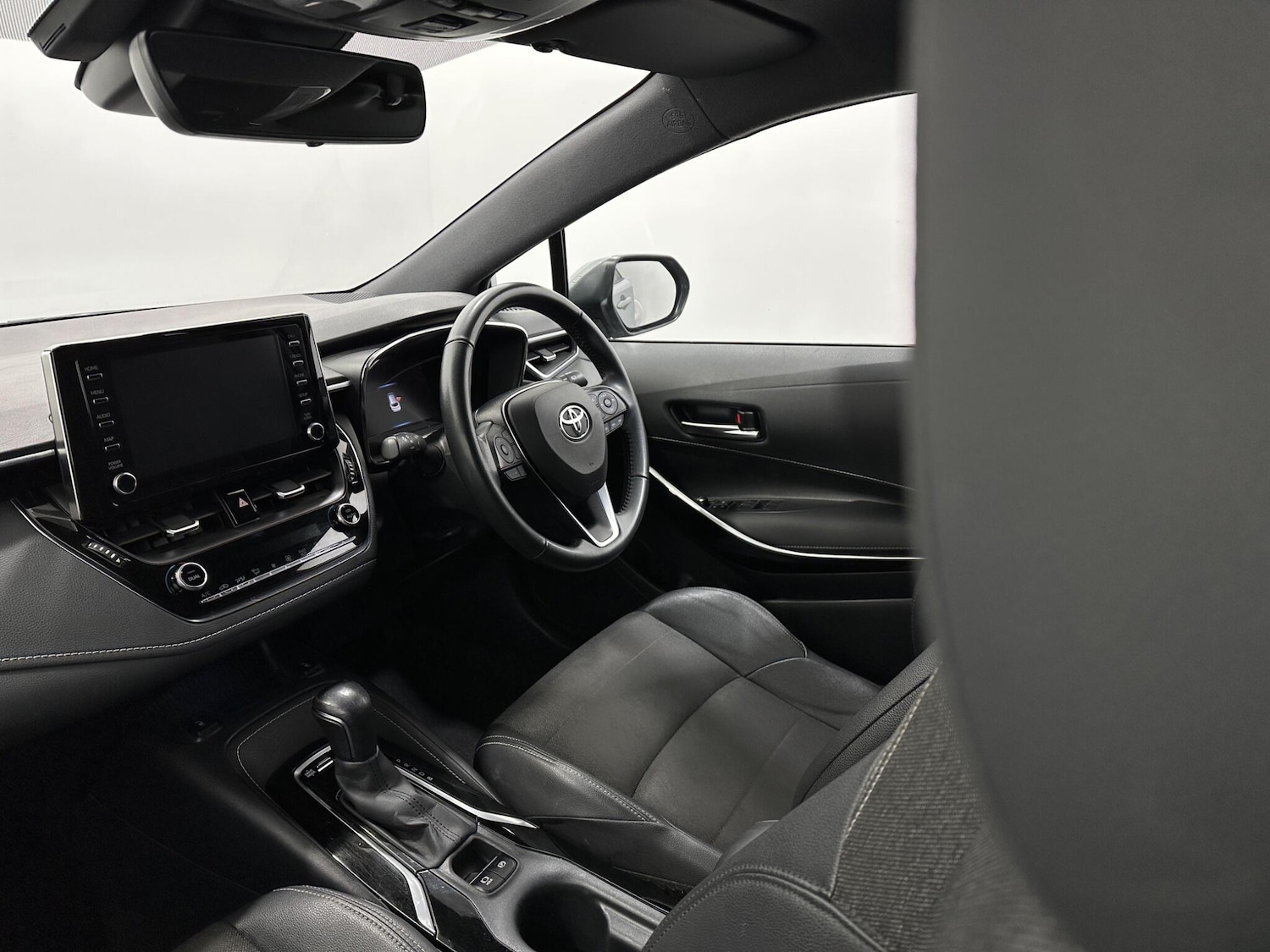 Used Toyota Corolla 2021 for sale - 76878607: Photo 28