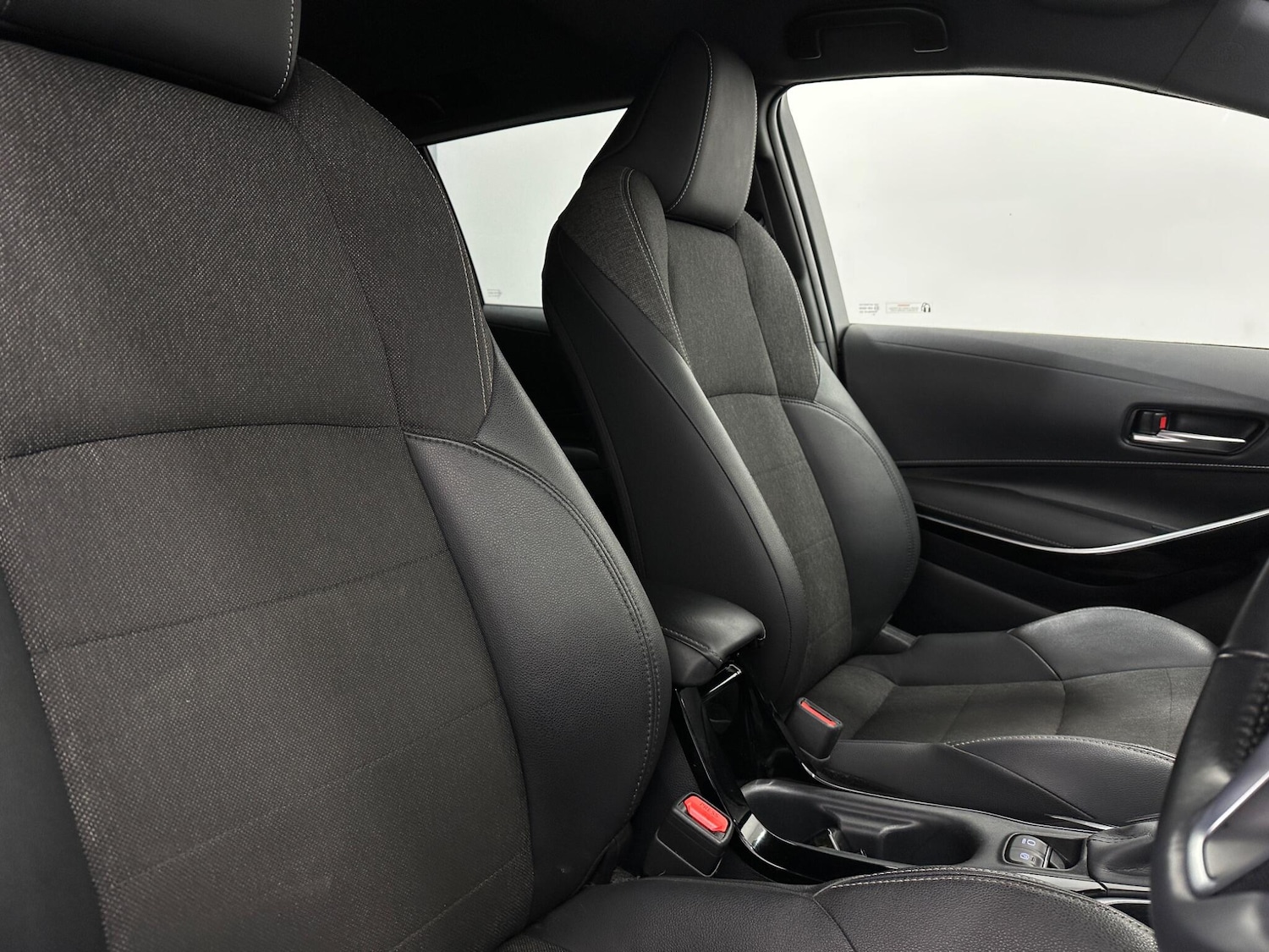 Used Toyota Corolla 2021 for sale - 76878607: Photo 30