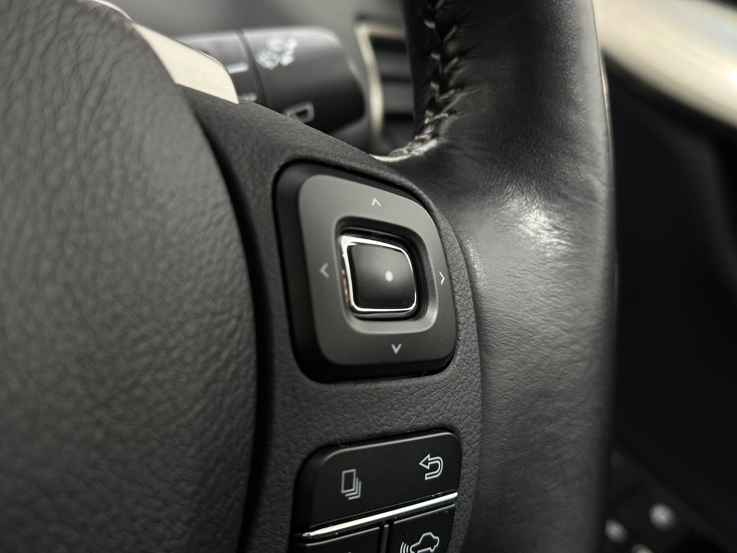 Used Lexus NX 2019 for sale - 76879012: Photo 15