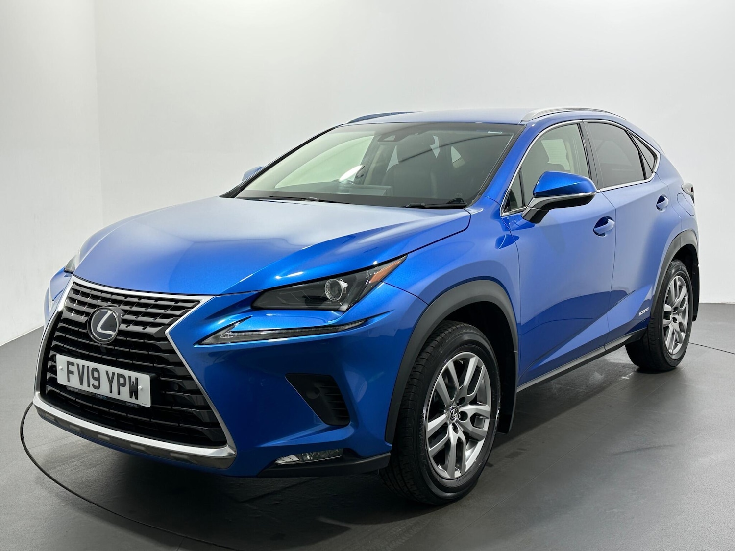 Used Lexus NX 2019 for sale - 76879012: Photo 4