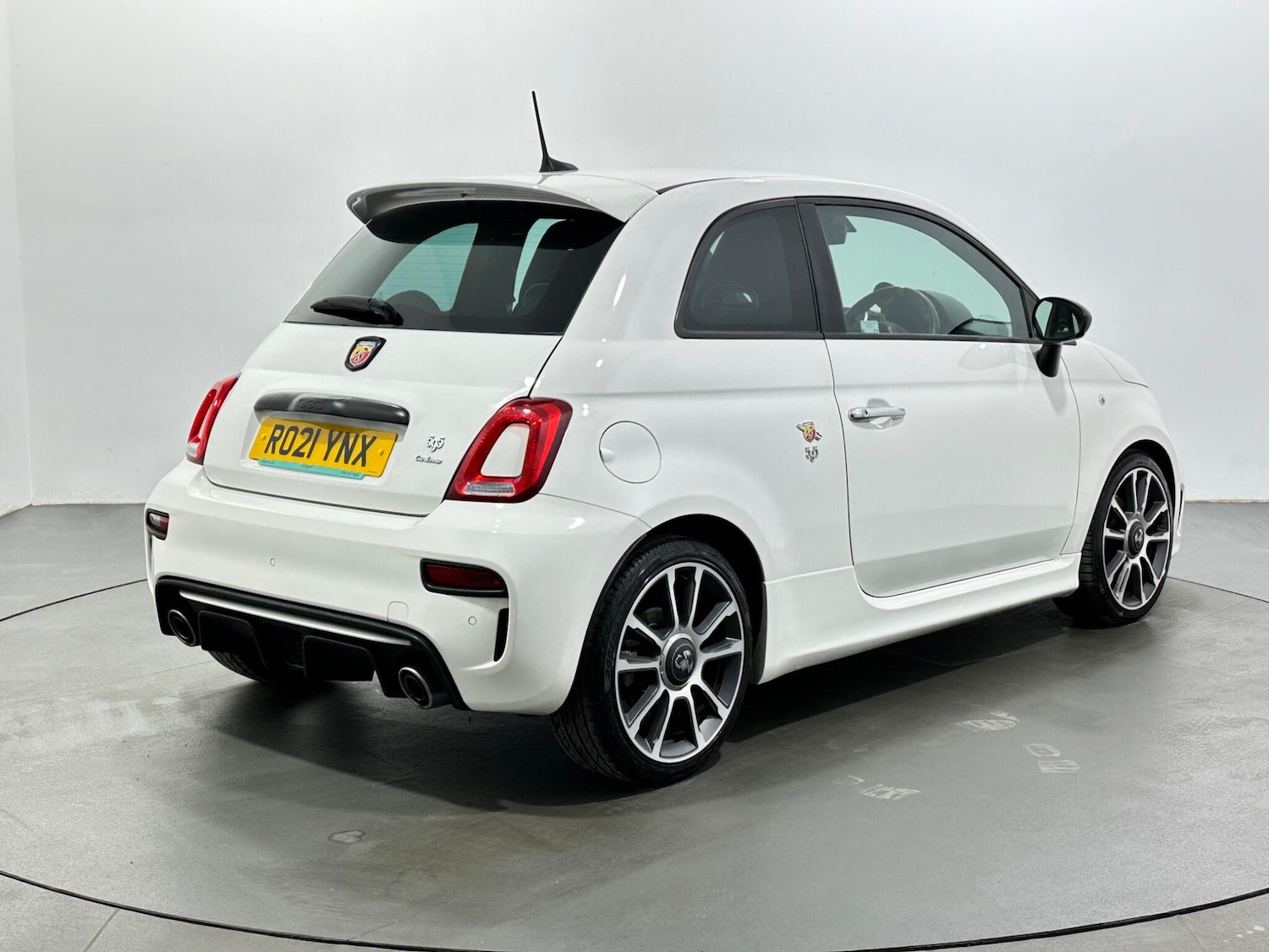 Used Abarth 595 2021 for sale - 77853452: Photo 8