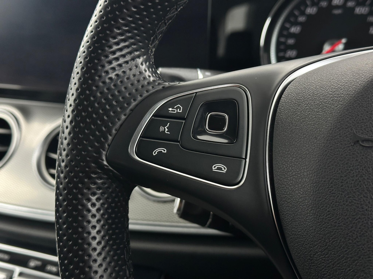 Used Mercedes-Benz E Class 2017 for sale - 77737933: Photo 14