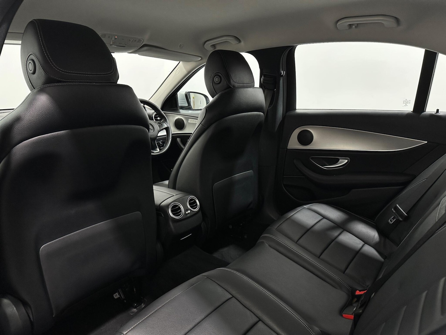 Used Mercedes-Benz E Class 2017 for sale - 77737933: Photo 40