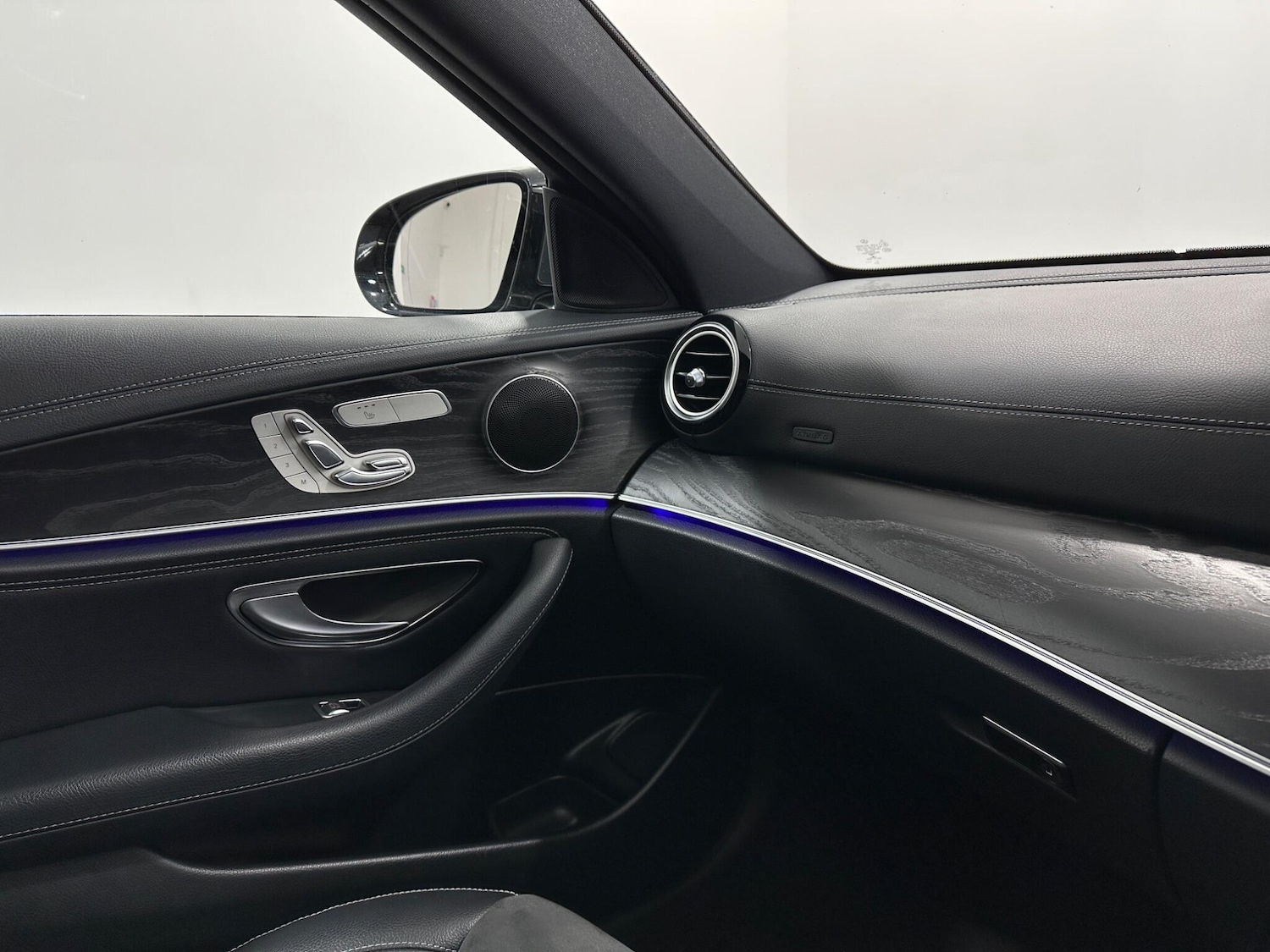 Used Mercedes-Benz E Class 2018 for sale - 77314810: Photo 27