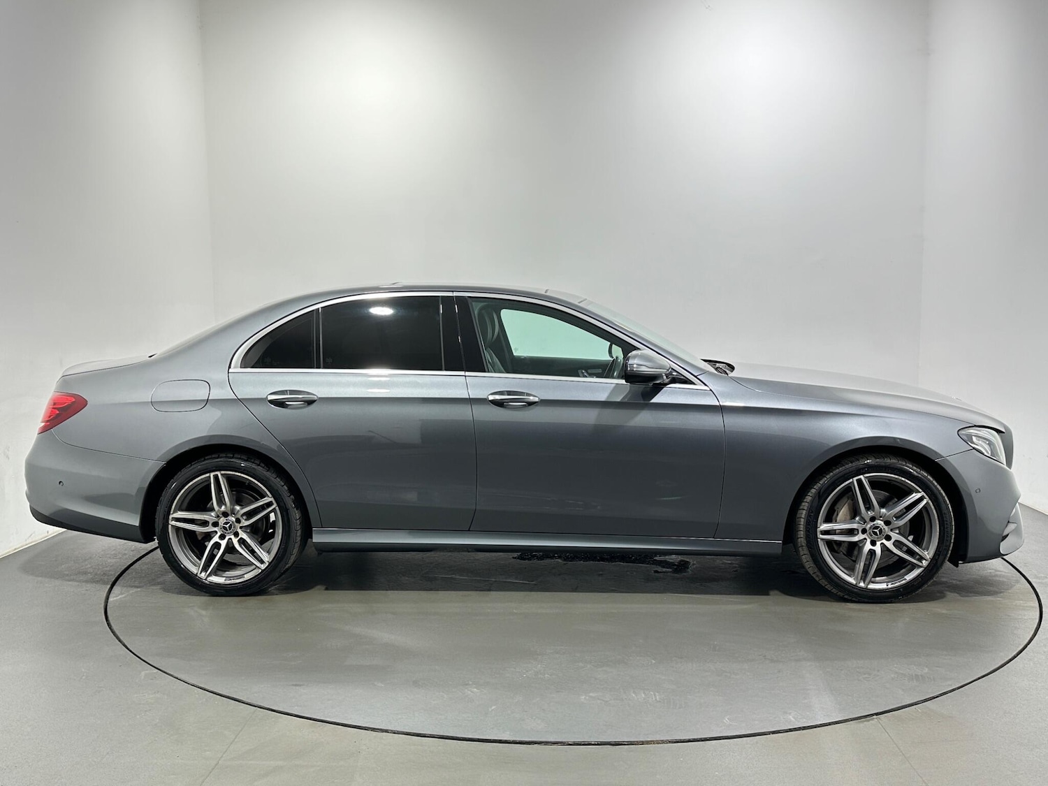 Used Mercedes-Benz E Class 2018 for sale - 77314810: Photo 9