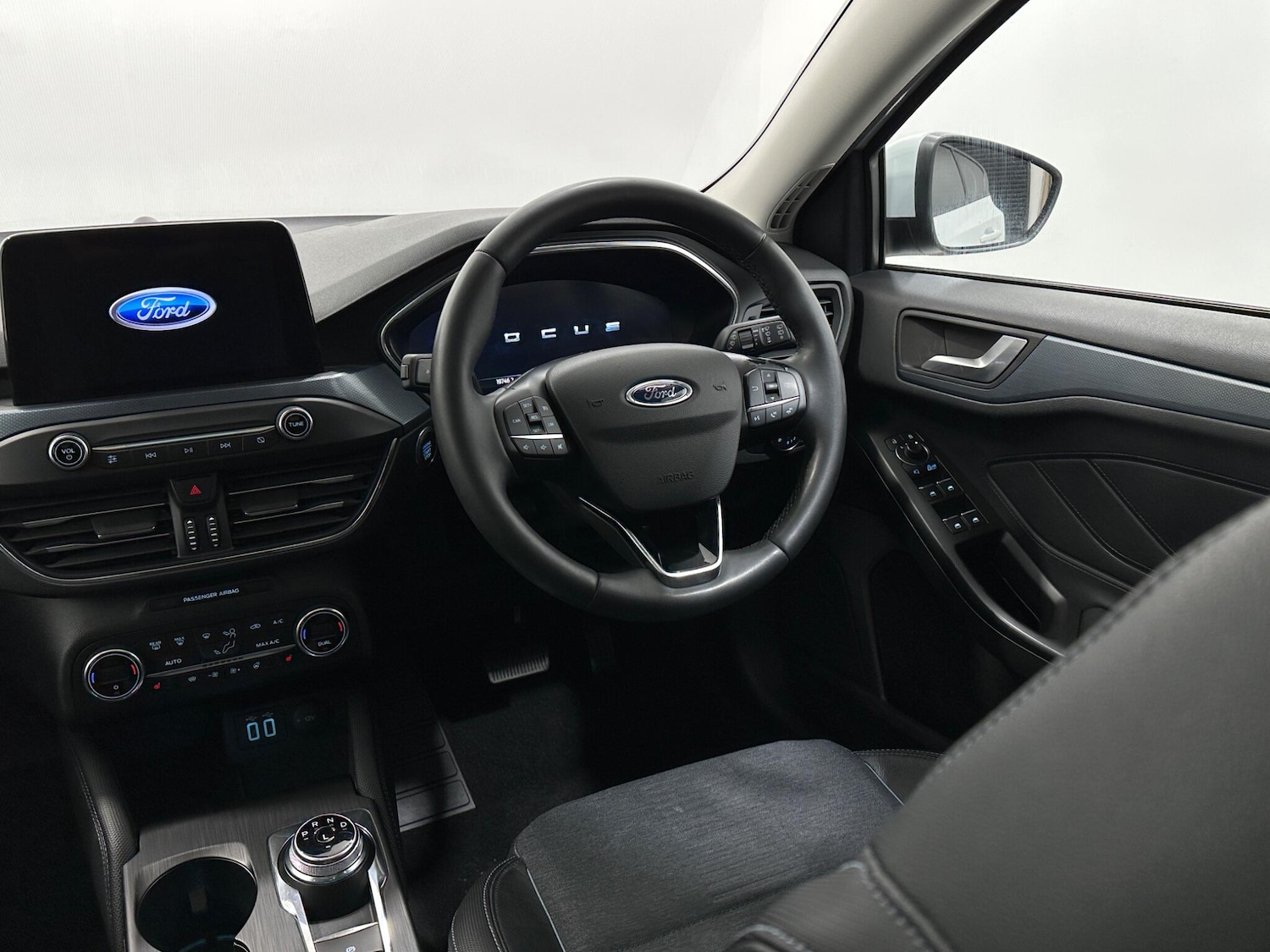 Used Ford Focus 2021 for sale - 76913526: Photo 11