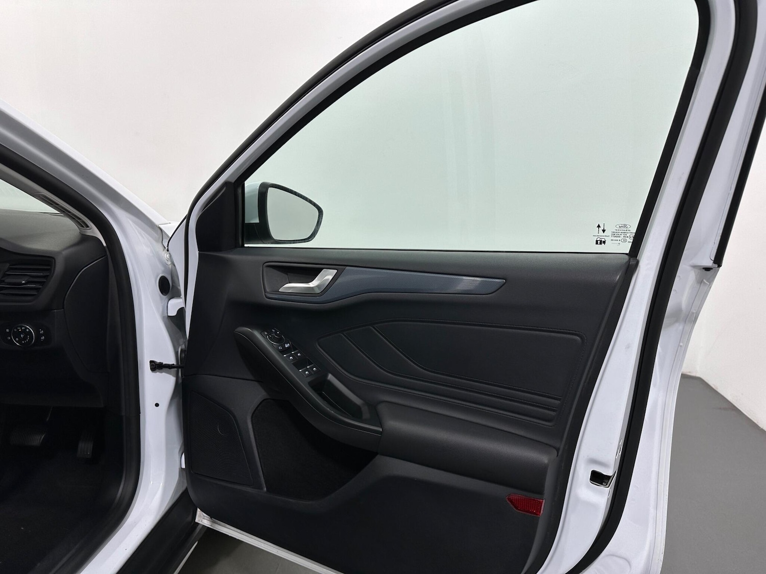 Used Ford Focus 2021 for sale - 76913526: Photo 31