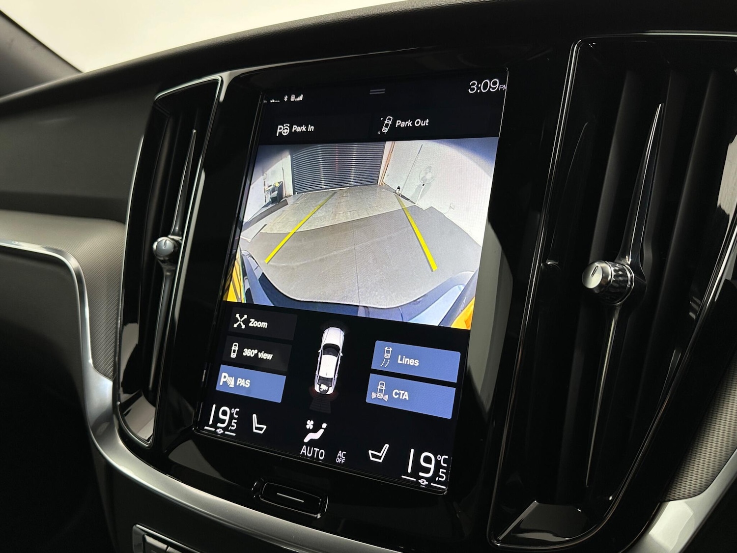 Used Volvo S60 2020 for sale - 77015501: Photo 24