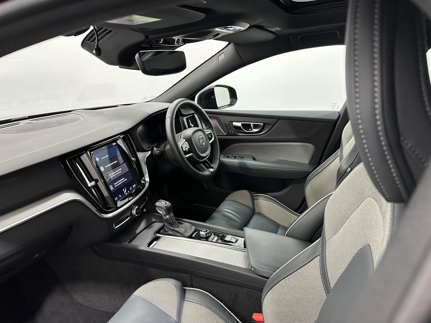 Used Volvo S60 2020 for sale - 77015501: Photo 30