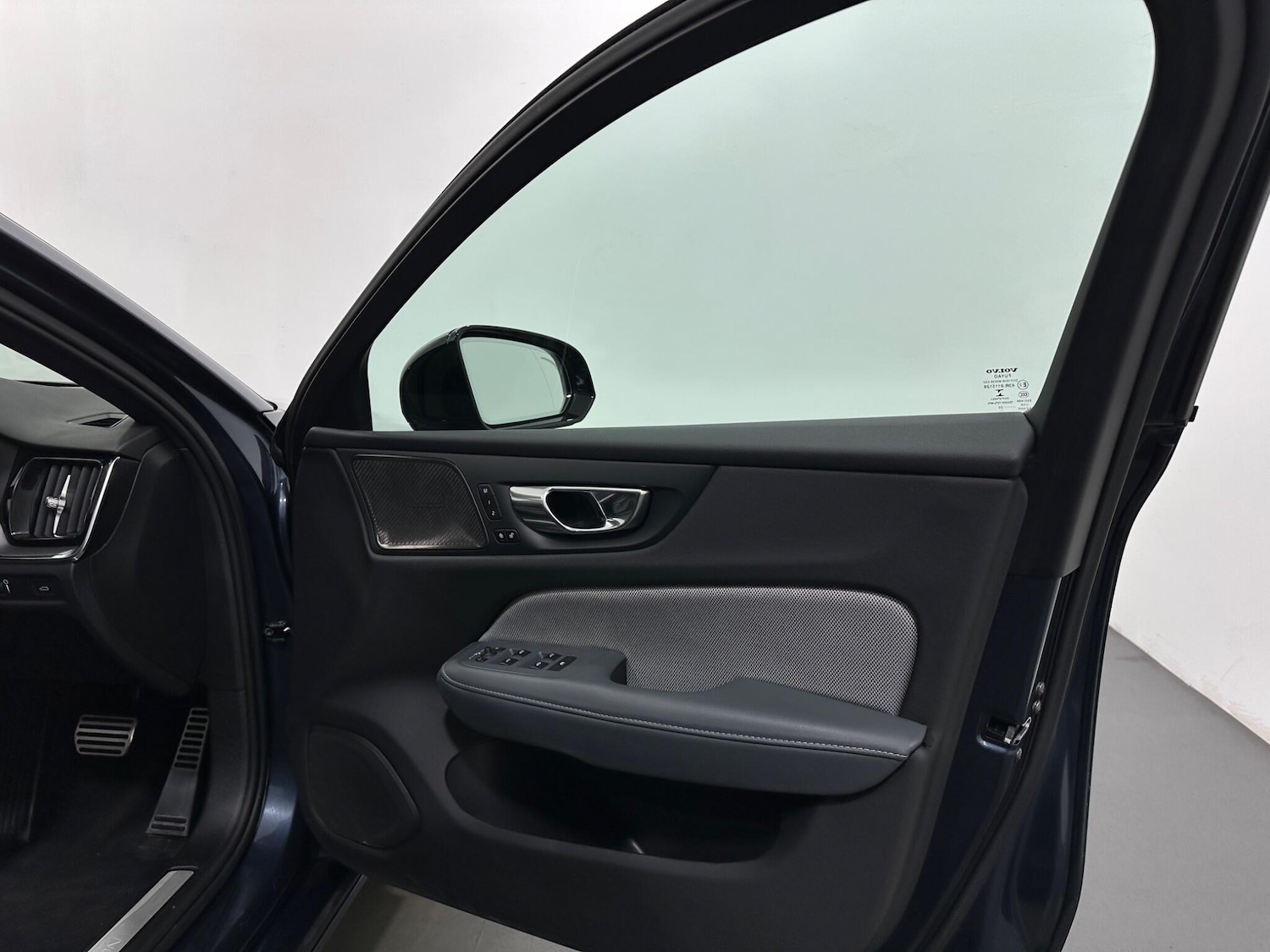 Used Volvo S60 2020 for sale - 77015501: Photo 34