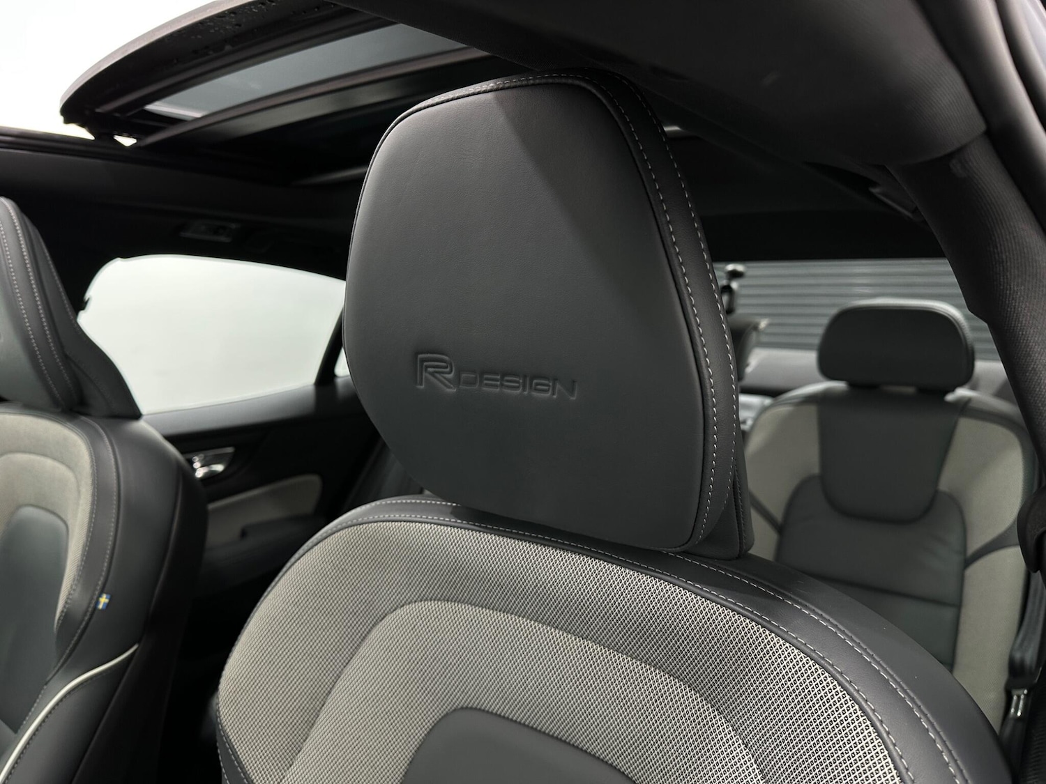 Used Volvo S60 2020 for sale - 77015501: Photo 37