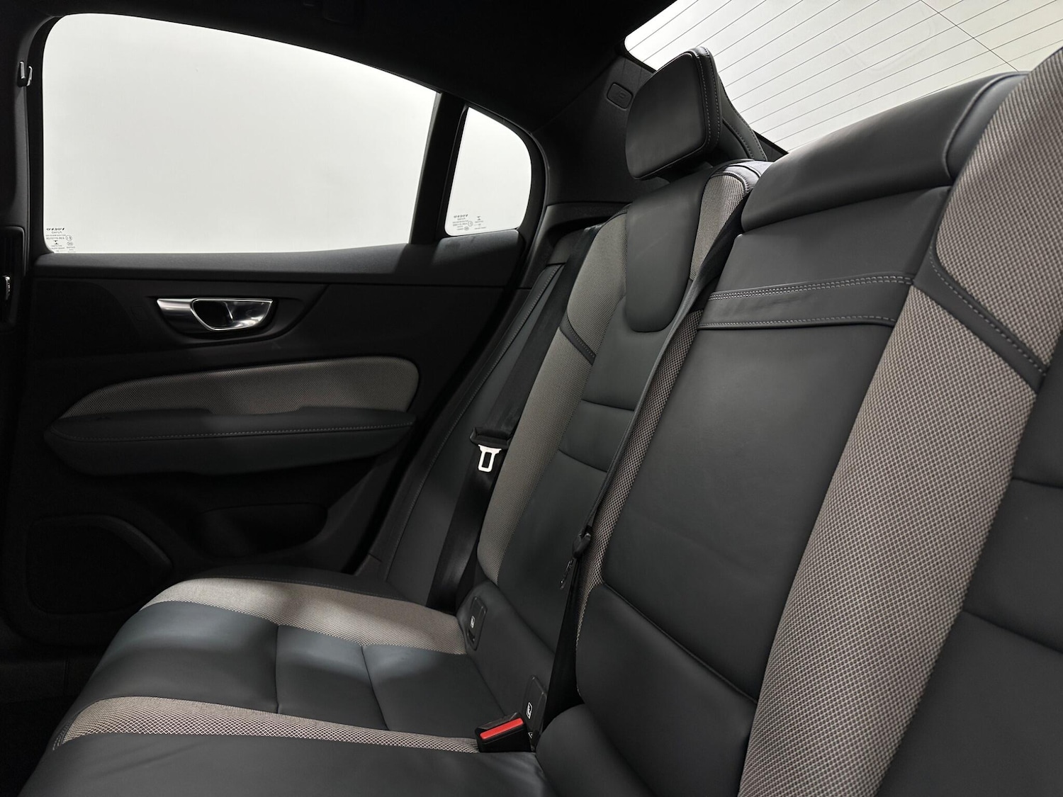 Used Volvo S60 2020 for sale - 77015501: Photo 40