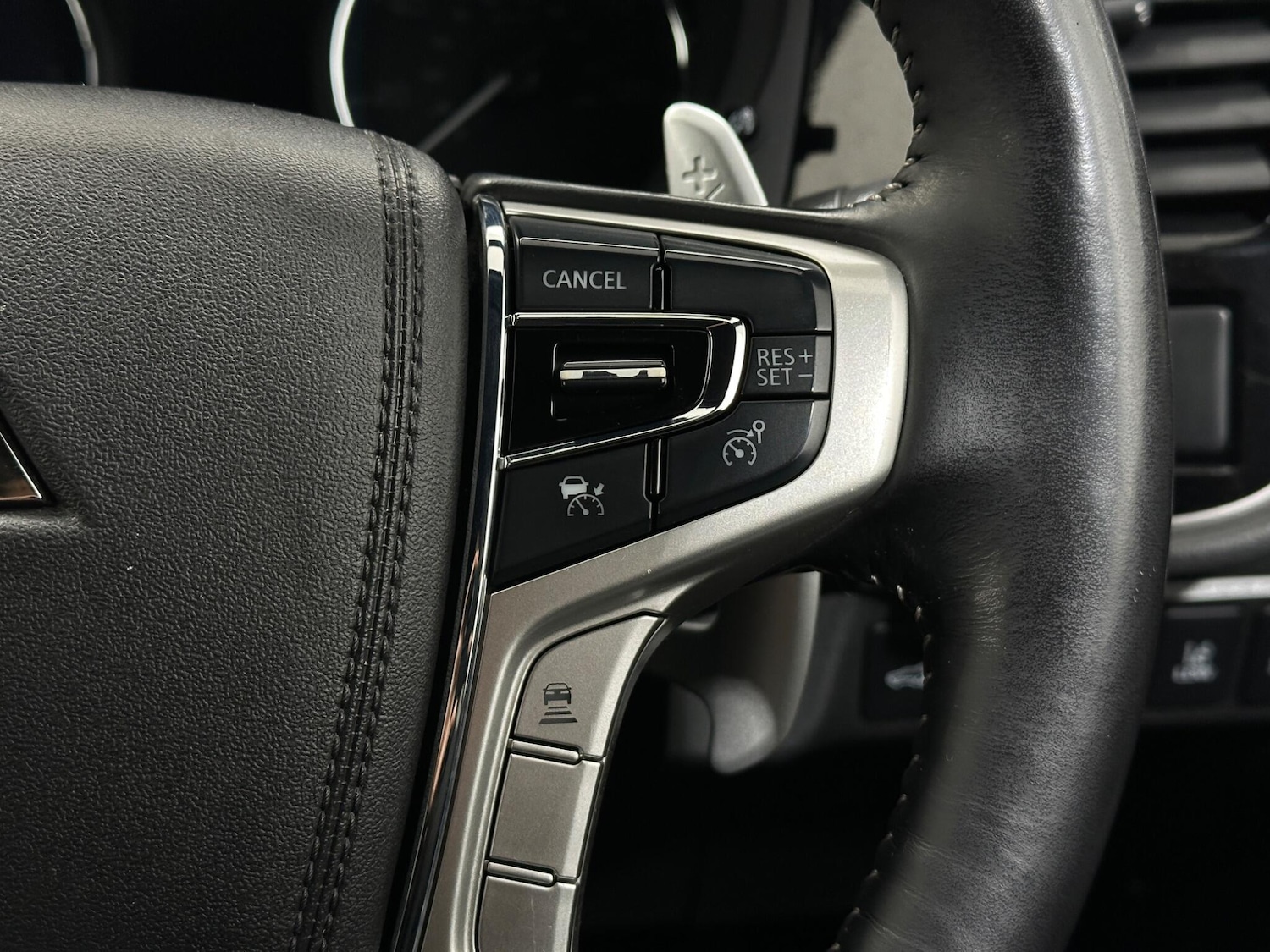 Used Mitsubishi Outlander for sale - 77575083: Photo 16